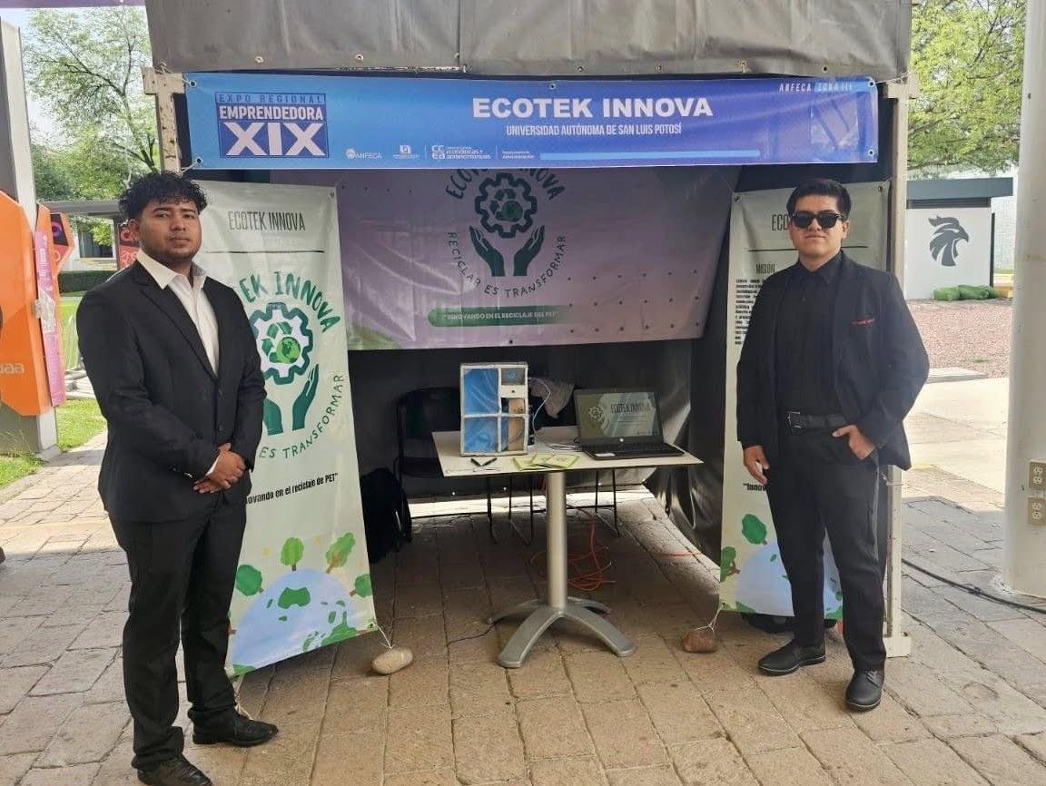 Matehualenses ganan primer lugar en Expo Regional con innovadora máquina recicladora