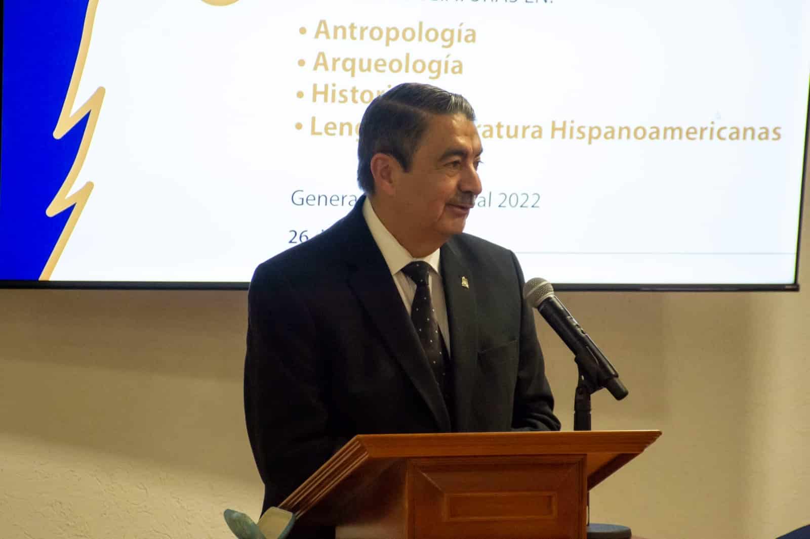 UASLP profesionistas ciencias y humanidades