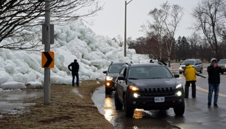 tsunami de hielo