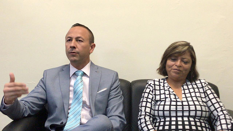 edgardo hernandez, adriana moya - congreso