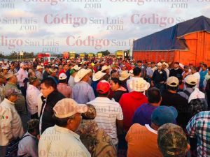 bloqueo carretera 57 agricultores y ganaderos 1
