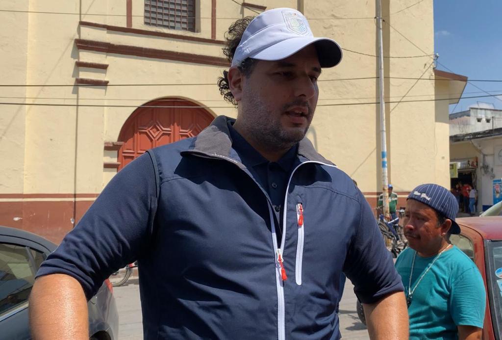 adrián Esper - Los Balcones