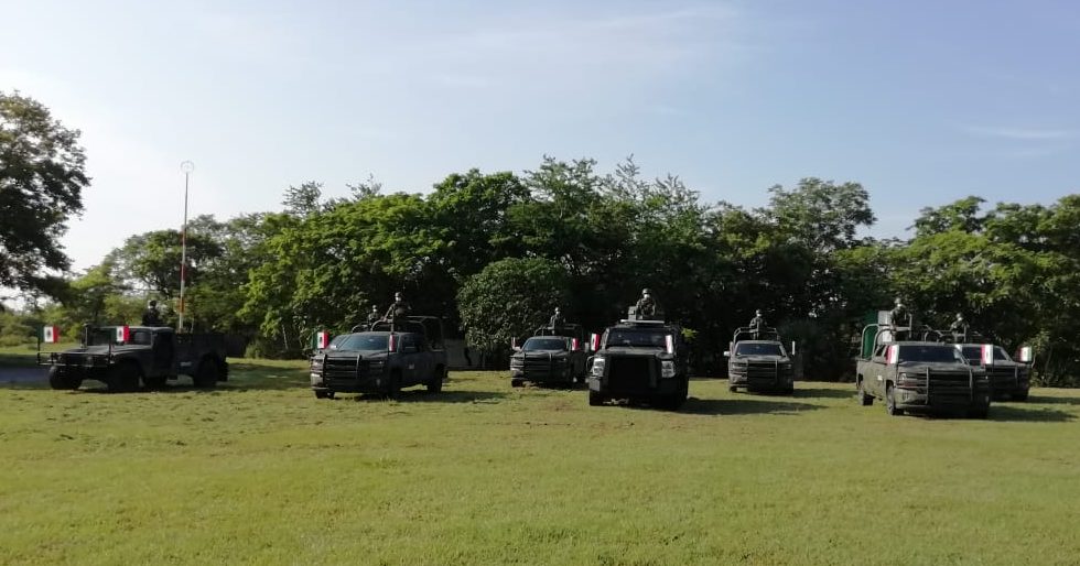 desfile militar en valles