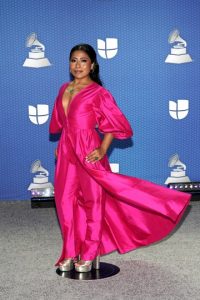 yalitza Aparicion mejores vestidas Grammy Latino 2020