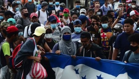 M s de 2 mil hondure os salen en caravana hacia EU C digo San