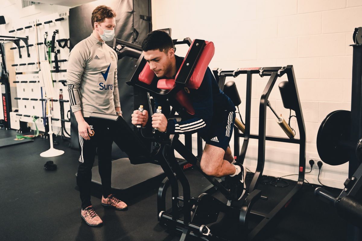 raul-jimenez-wolverhampton-temporada