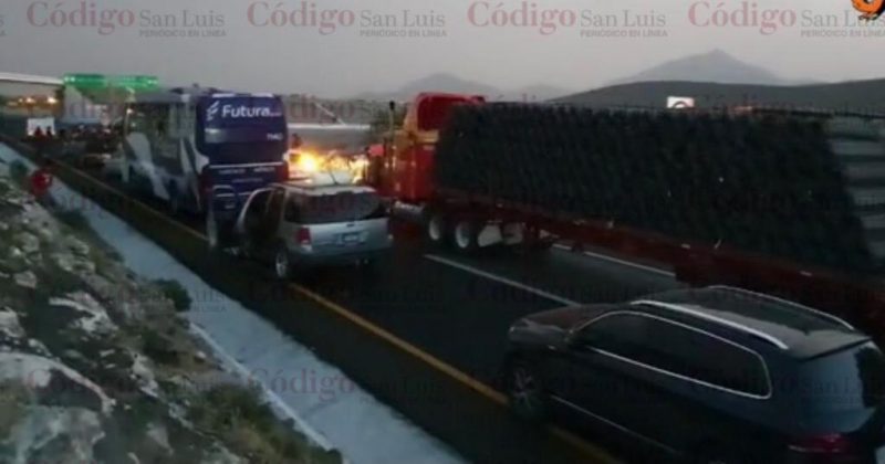 bloquean-carretera-matehuala-incendio