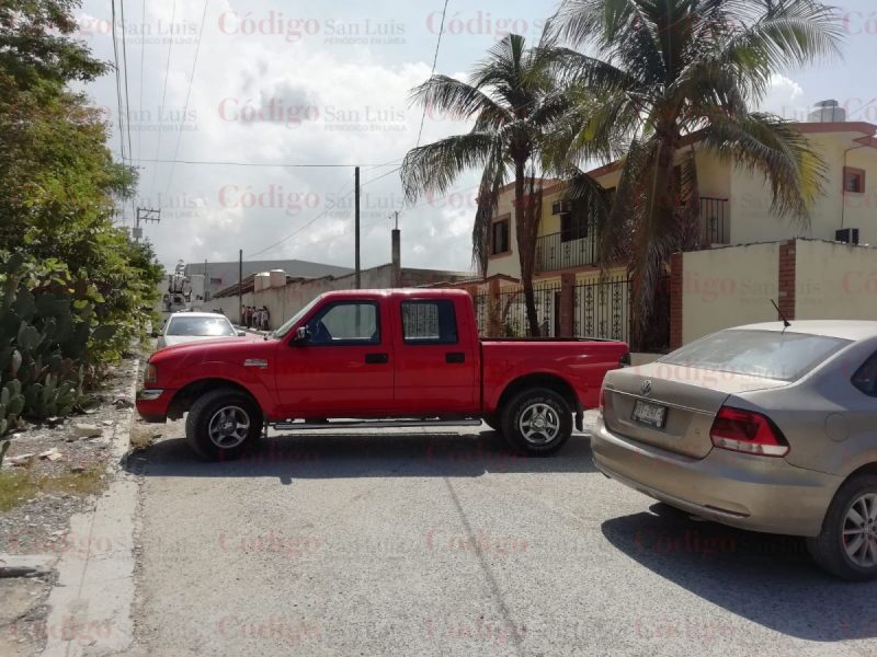 secuestran trabajadores de cfe en valles