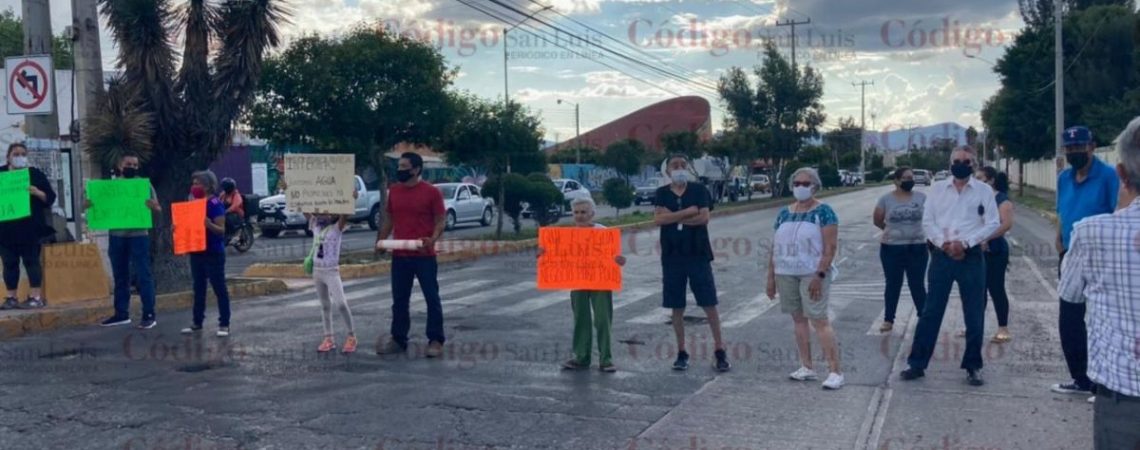 manifestacion himno nacional