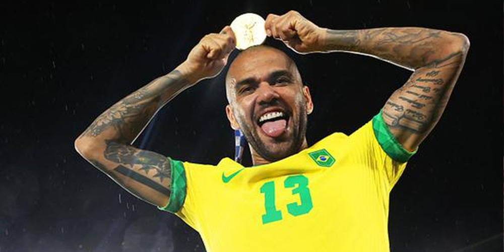 dani-alves-tokio-2020-titulos