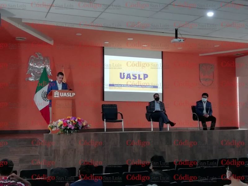 UASLP Valles- rector Alejandro Zermeño