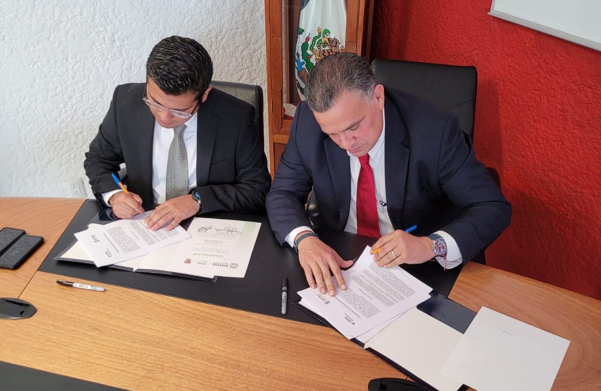 David Medina- firma convenio-CEFIM- AYUNTAMIENTO VALLES