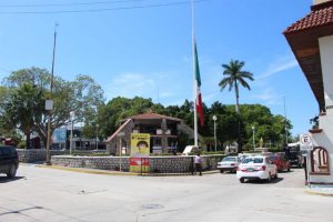 Plaza principal Valles- estacionamiento subterráneo