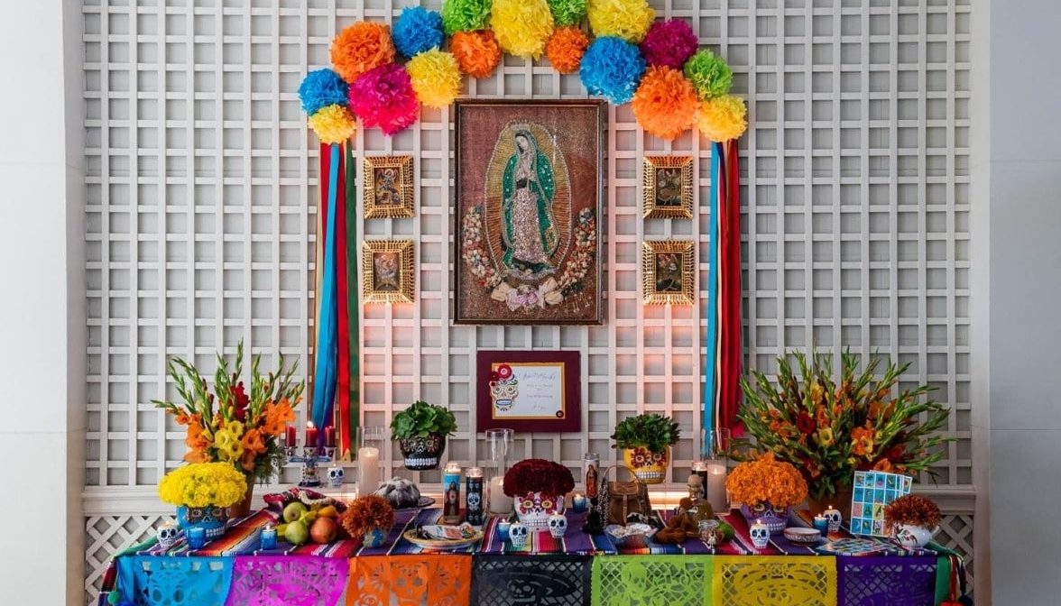 Altar de Muertos Casa Blanca