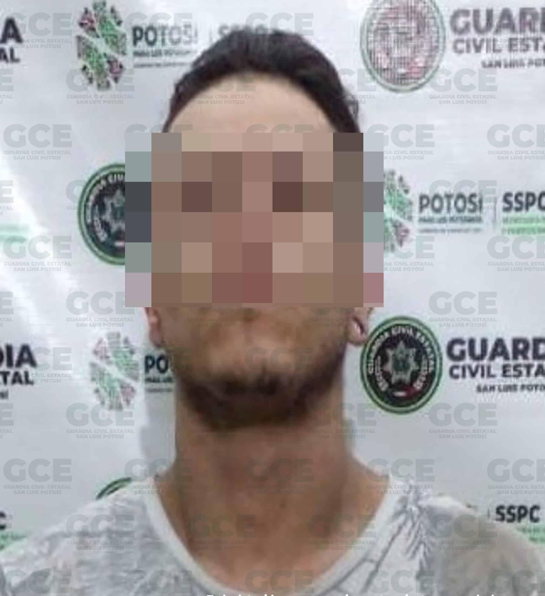 detenido violar orden de restricción