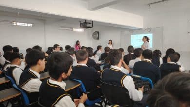 DIF Municipal y Dirección de Educación concientizan a jóvenes de escuelas