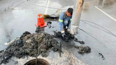 En la Industrial Aviación, Interapas extrae casi 400 kilos de basura de alcantarillas