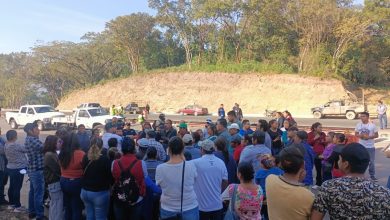 Indígenas bloquean carretera Aquismón -Tancanhuitz