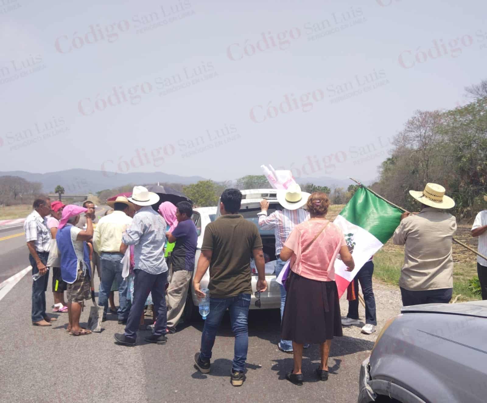 Bloqueo carretero Antolin Guerrero Márquez