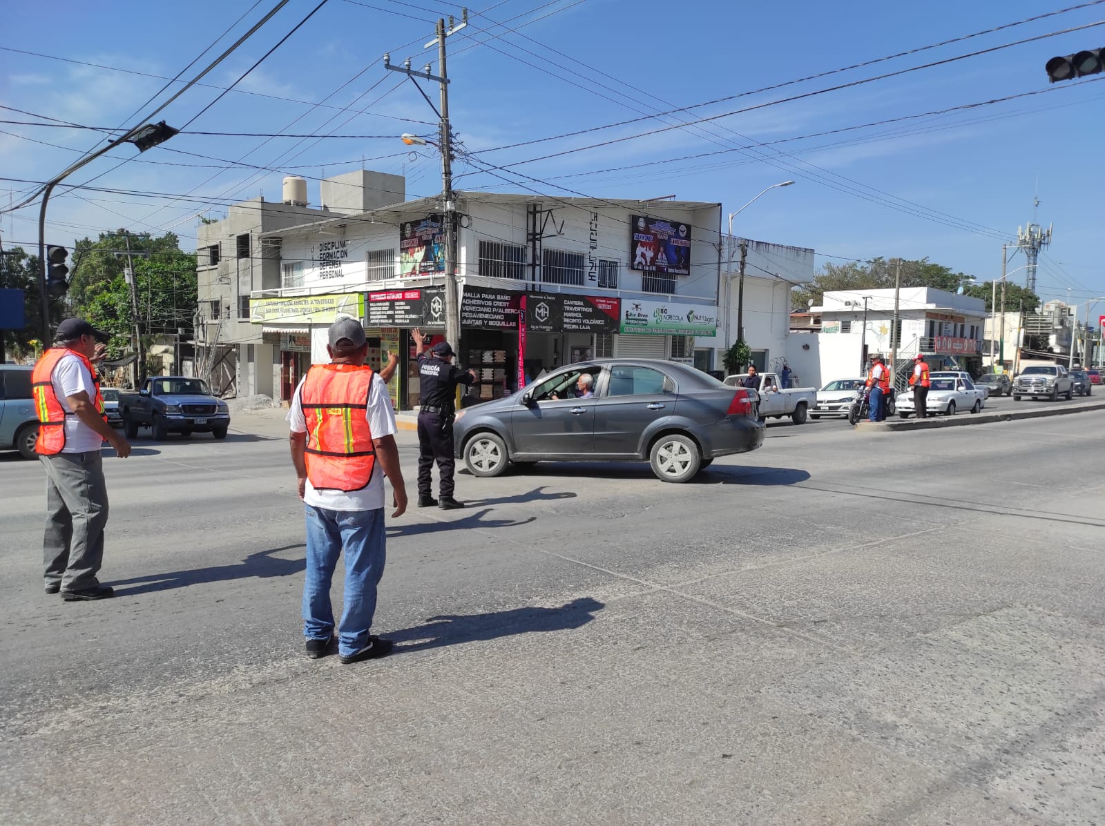 capacitación personal seguridad escolar