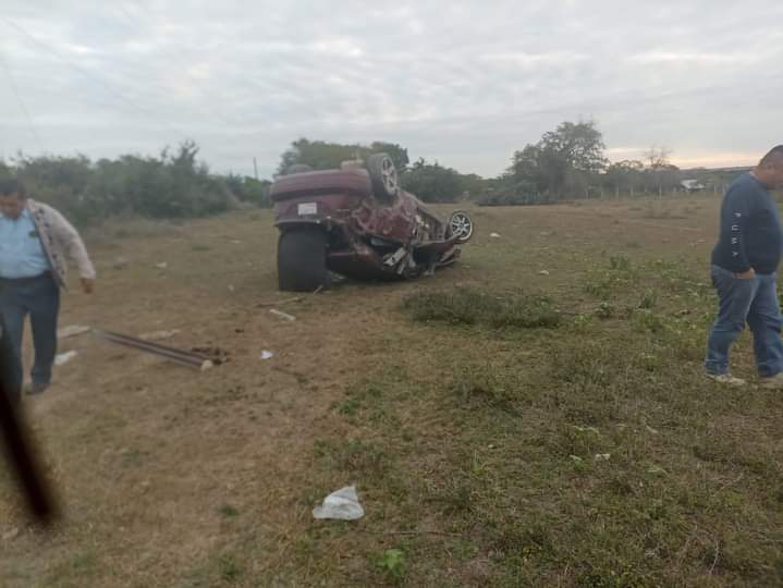 Muere mujer en la carretera a ébano