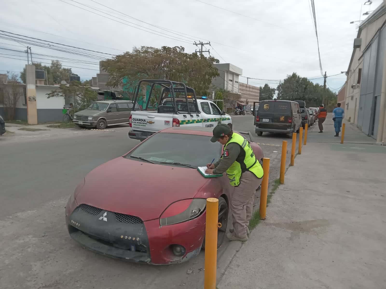 villa de pozos autos abandonados