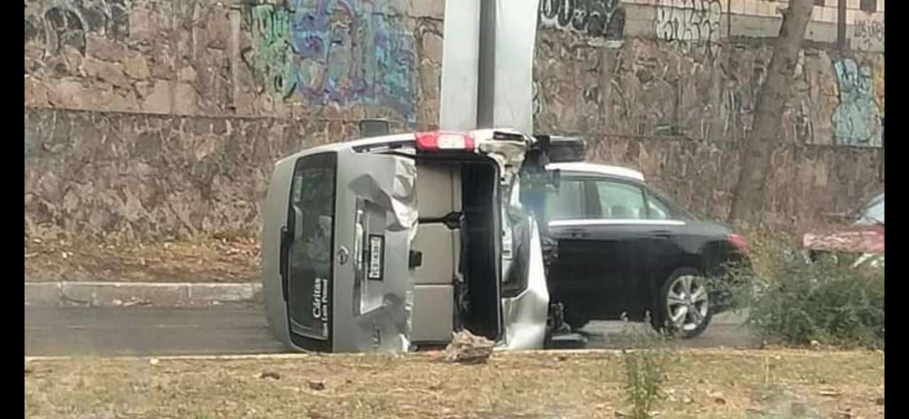 Accidente volcadura Rio Santiago