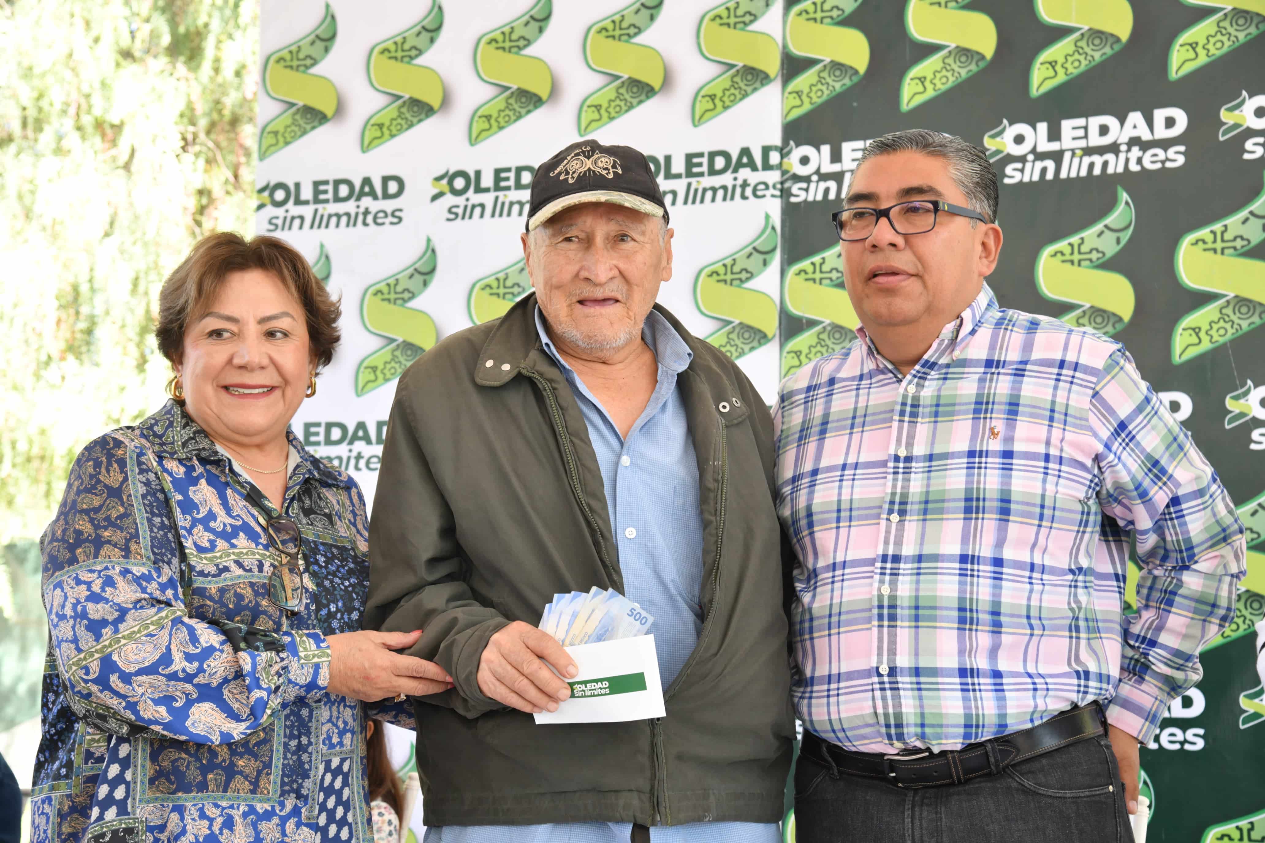 soledad juan manuel navarro adultos mayores