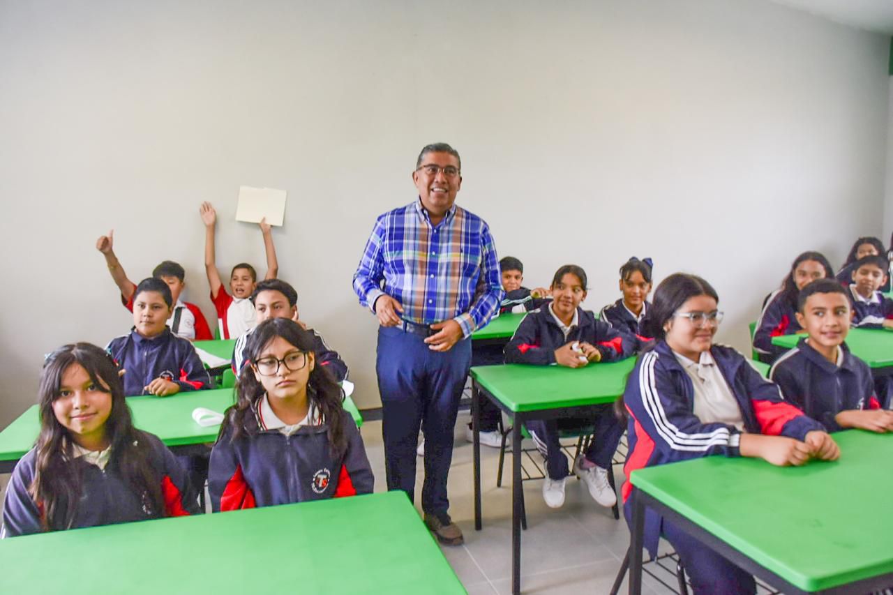 juan manuel navarro aula zapote