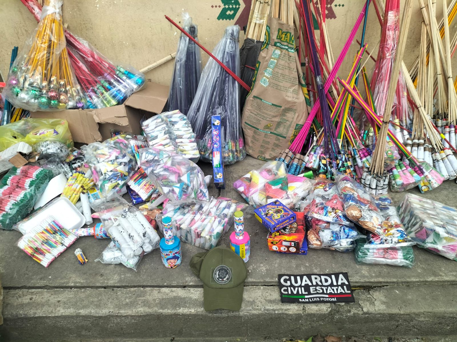 cohetón guardia civil estatal slp