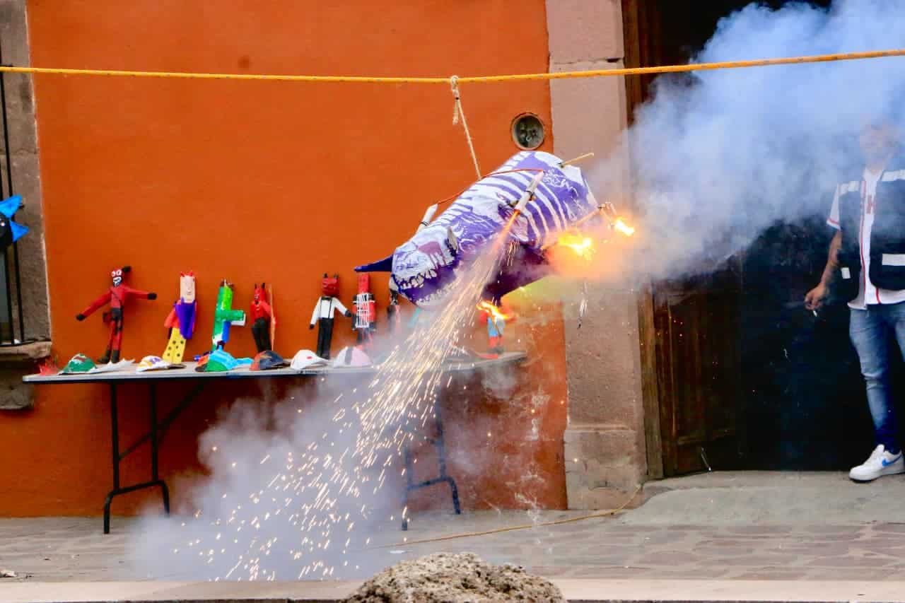 procesión de los cristos villa de pozos