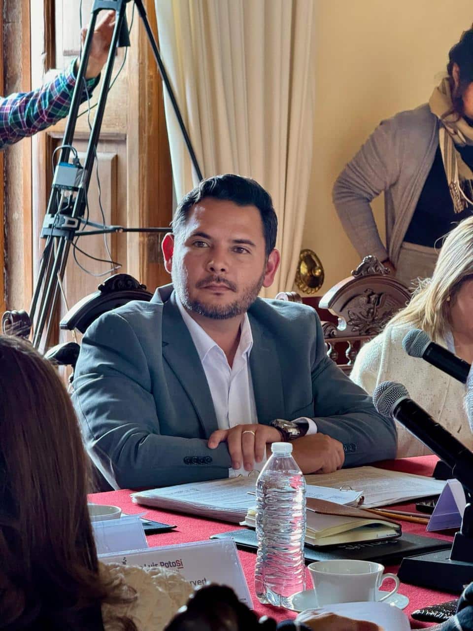 Regidores aplauden reforma al reglamento de Comercio