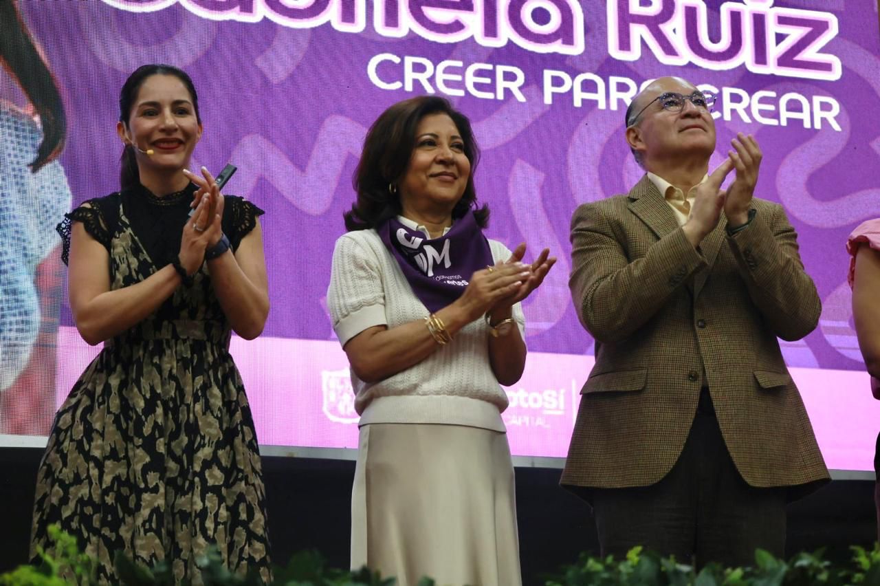 gabriela ruiz conferencia 8m gobierno municipal slp