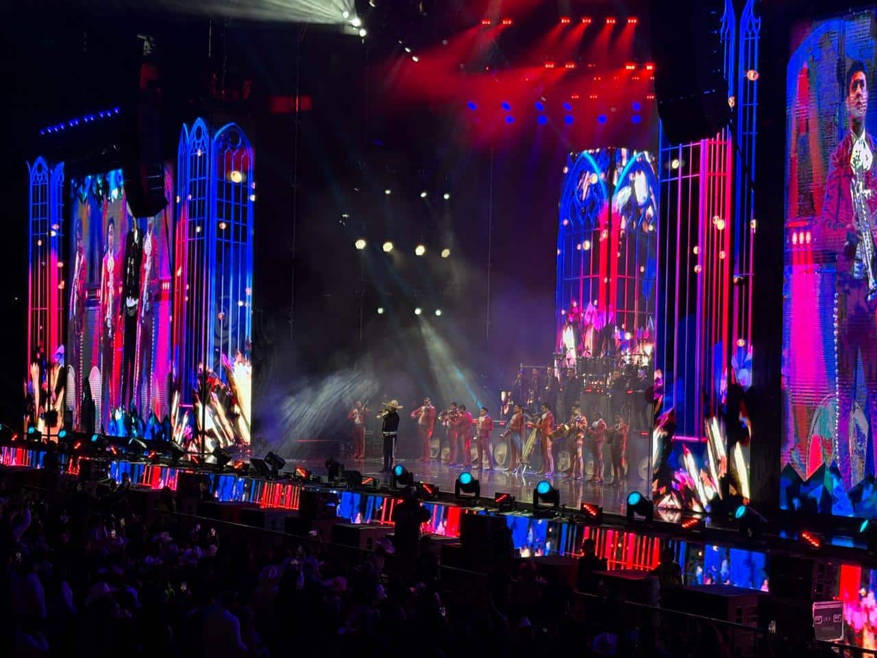 julión álvarez arena potosí