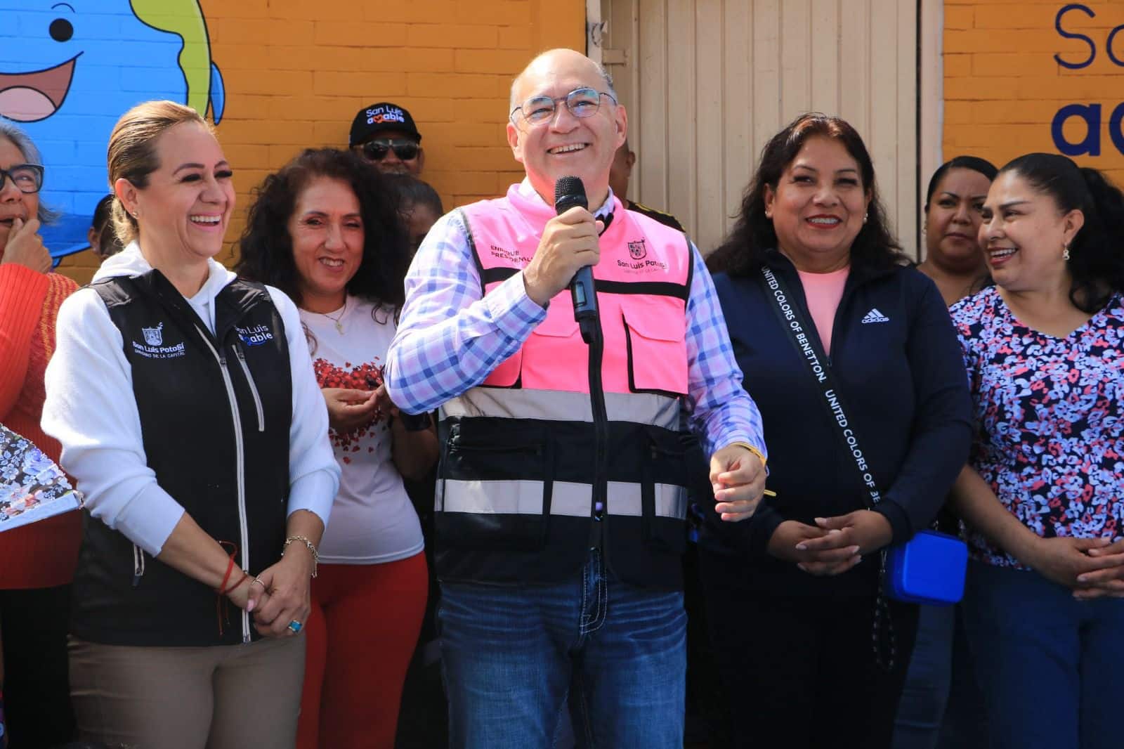enrique galindo mercado republica