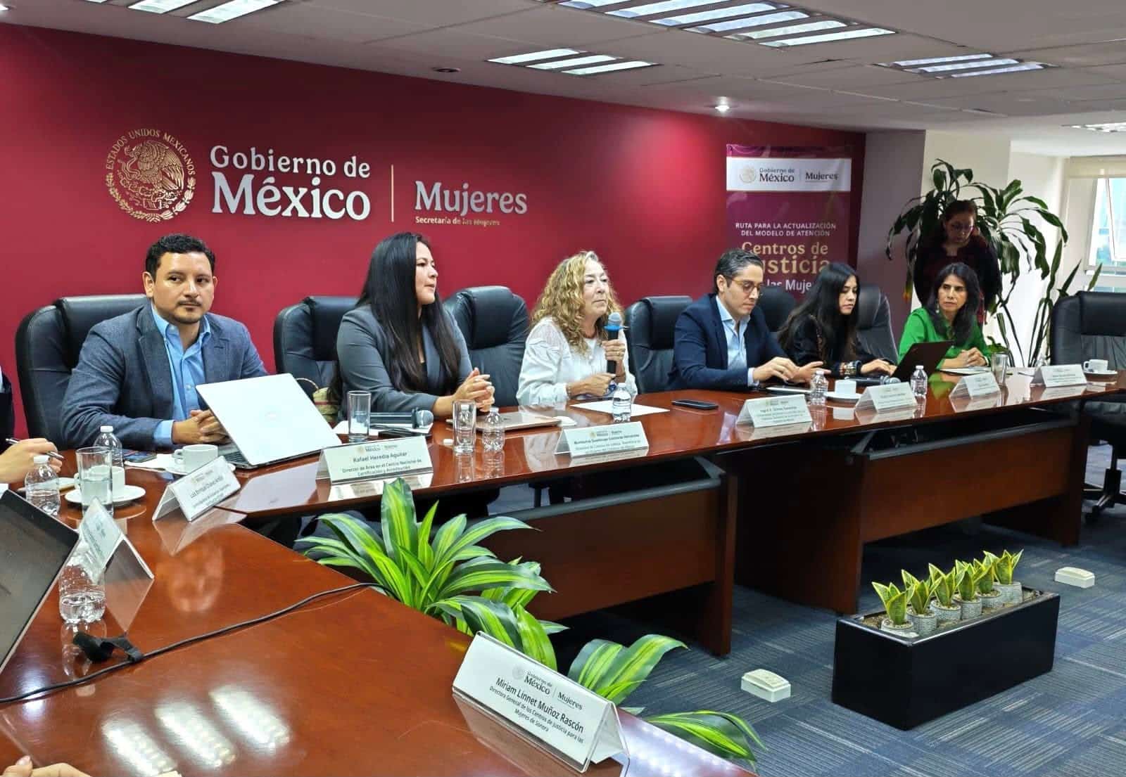 mujeres gobierno del estado