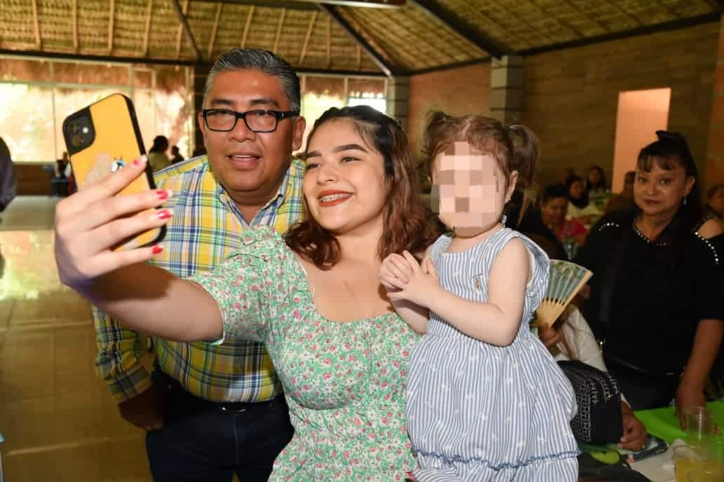 juan manuel navarro día de las madres