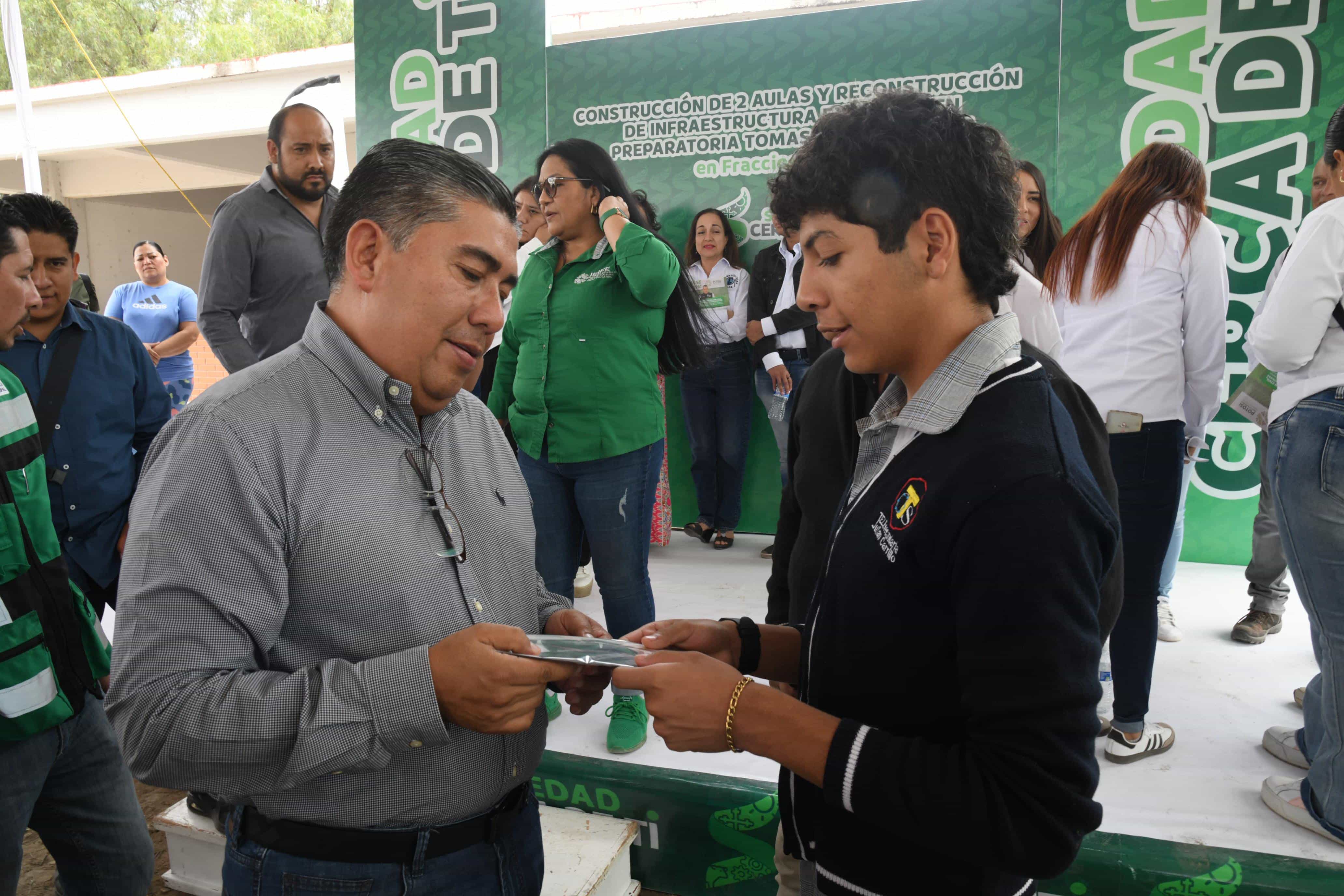 juan manuel navarro soledad becas