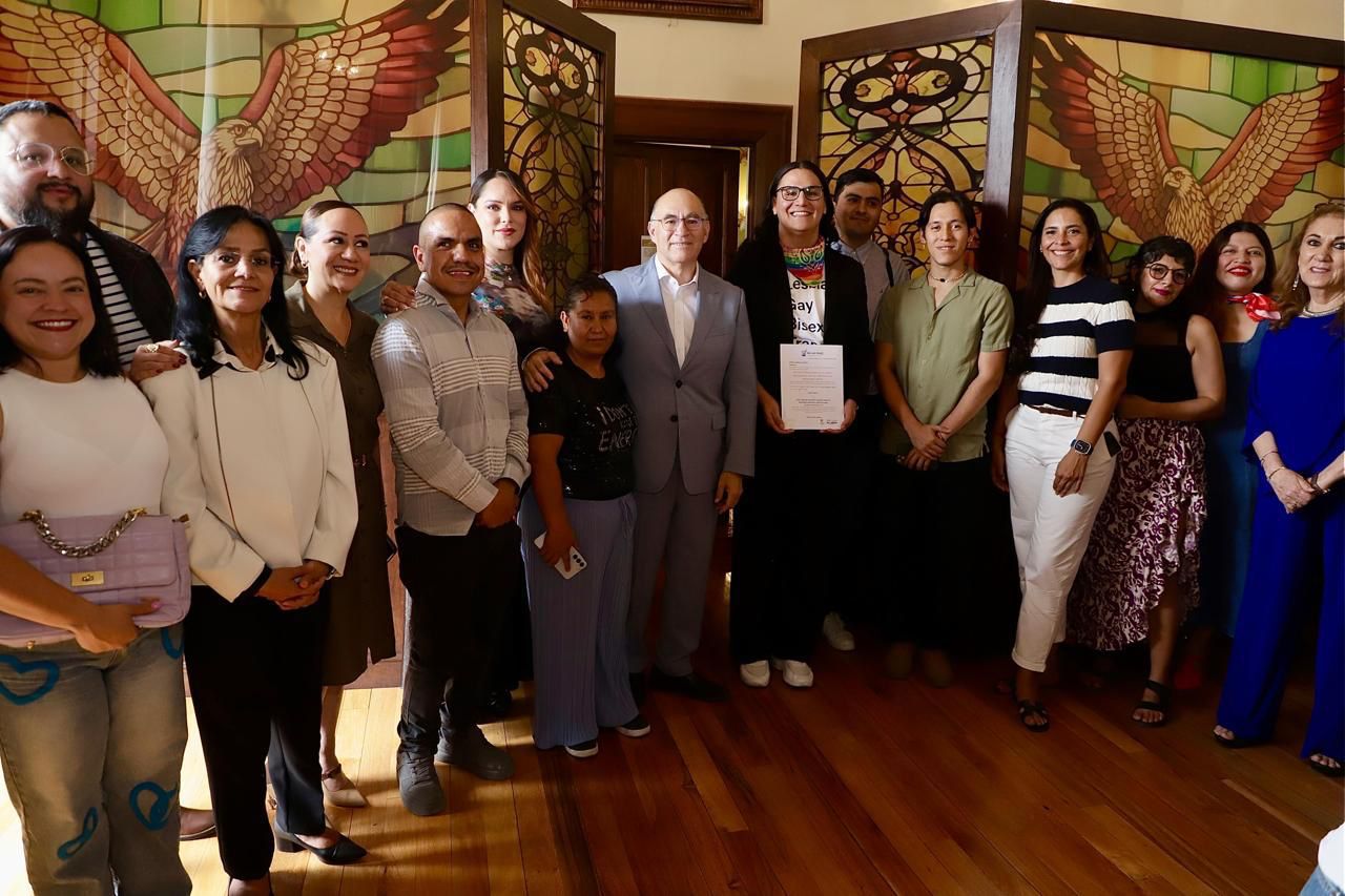 adrián barrios unidad atención slp