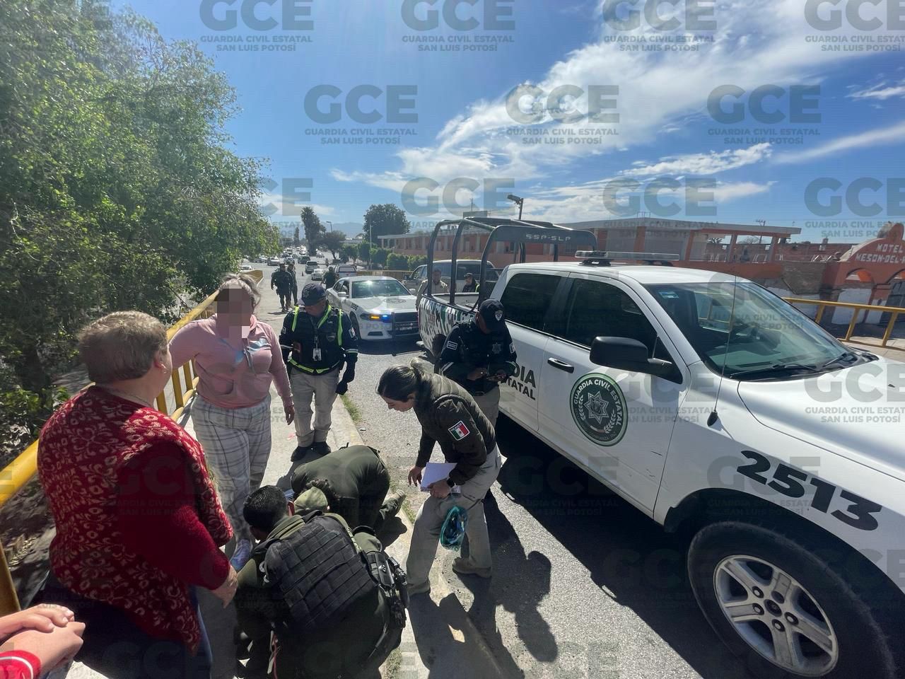 Mujer intenta suicidarse