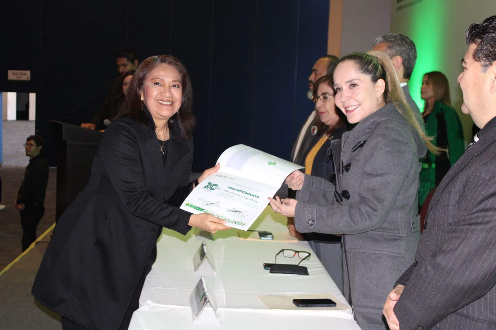 servicios de salud reconocimientos gobierno del estado