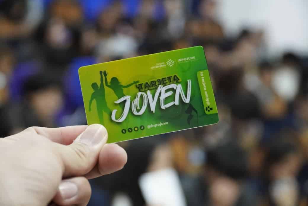 tarjeta joven