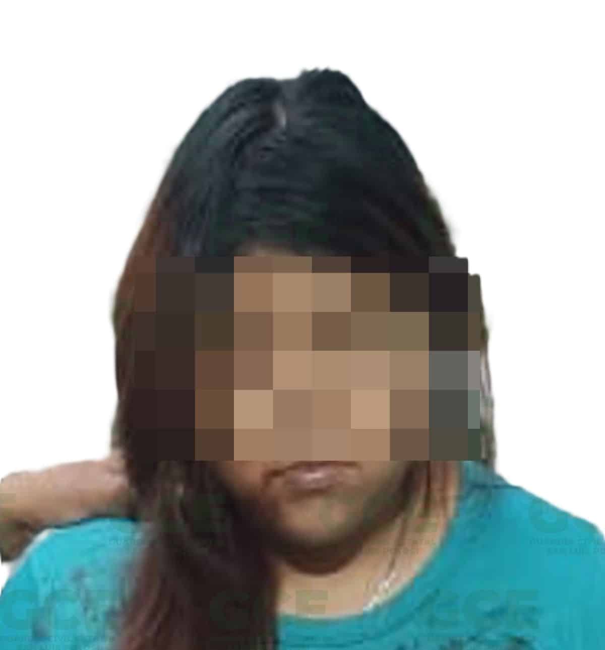 Mujer apuñaló a sus hijas menores